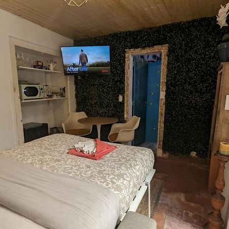 Tiny Smart Home, Private Garden & Outside Jacuzzi. Center Sintra! Eksteriør bilde