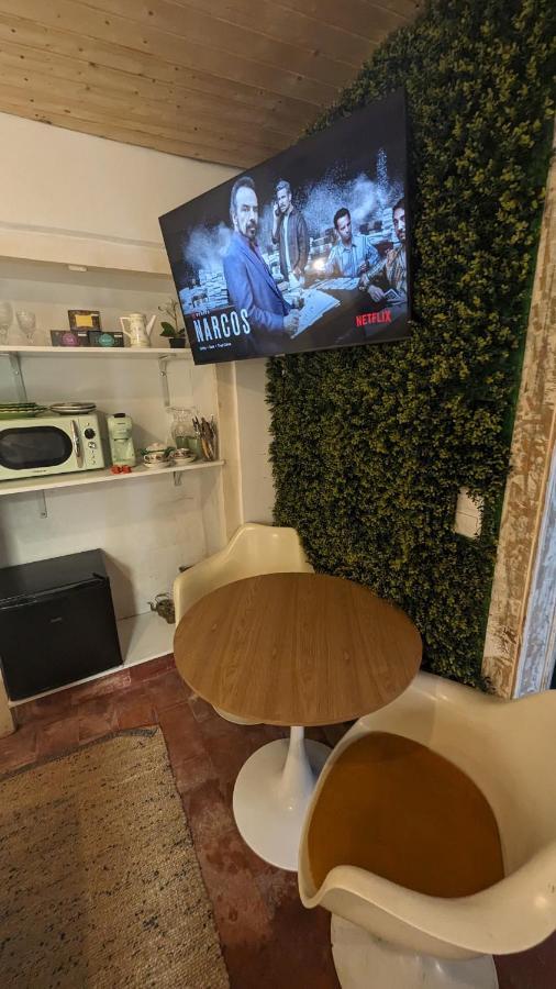 Tiny Smart Home, Private Garden & Outside Jacuzzi. Center Sintra! Eksteriør bilde